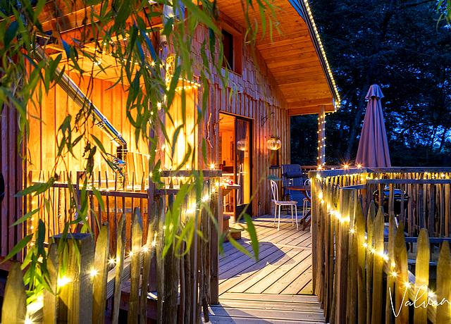 Dormir dans une cabane dans les arbres proche de Namur, à la Cabane du Beau Vallon