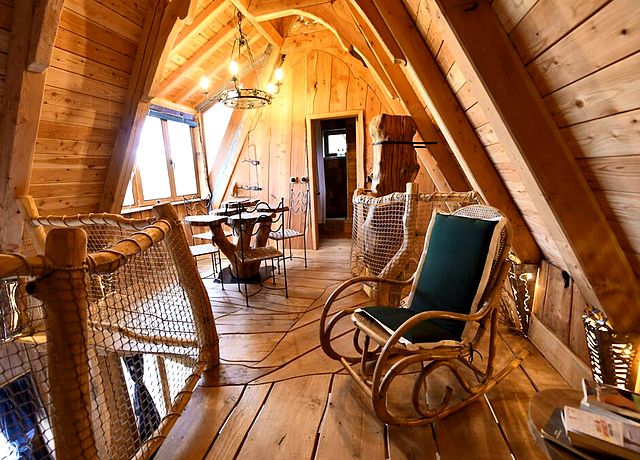 Dormir dans une cabane dans les arbres dans la province du Luxembourg, à Mon lit dans l'arbre