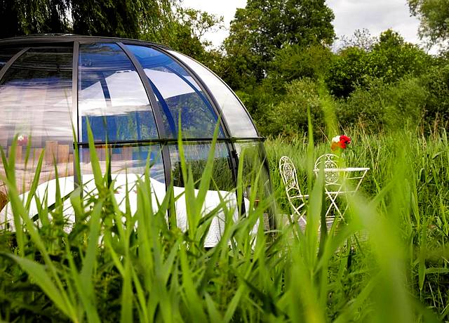 Nuit insolite en amoureux dans une bulle ou un dome à Namur, aux Nids des Marais